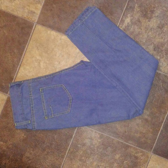 Yoyo blue jeans - Picture 1 of 2